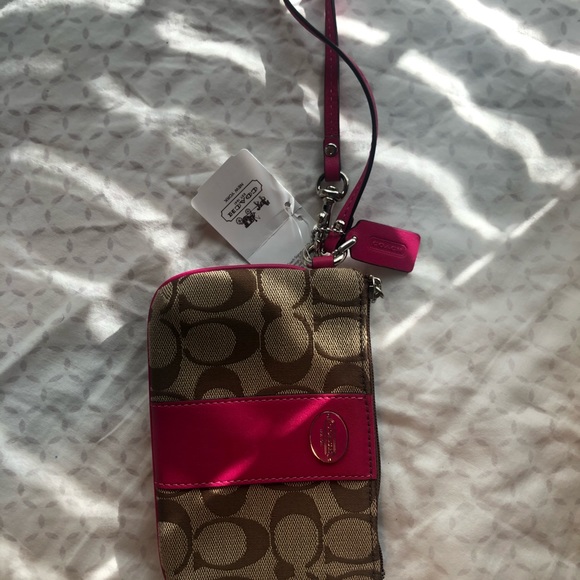 COACH Legacy signature Small Coin Wallet - Picture 3 of 3